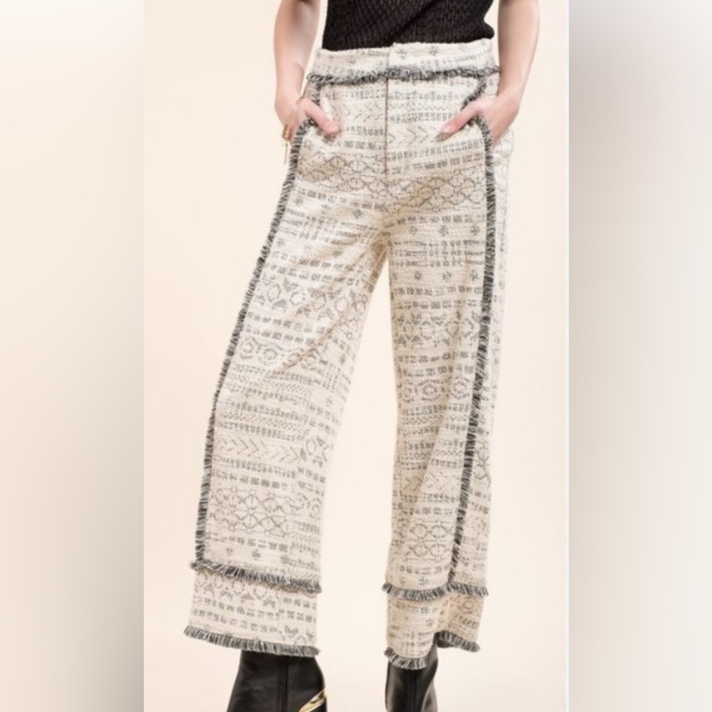 Moon River Textured Cream and Black Wide-Leg Pants